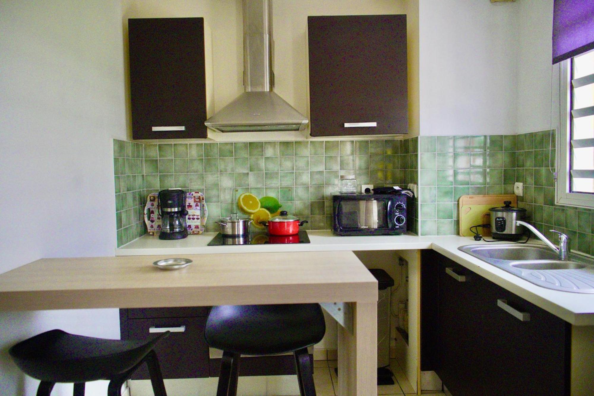 Appartamento Les Balcons Du Theatre Saint-Gilles-les Bains Esterno foto